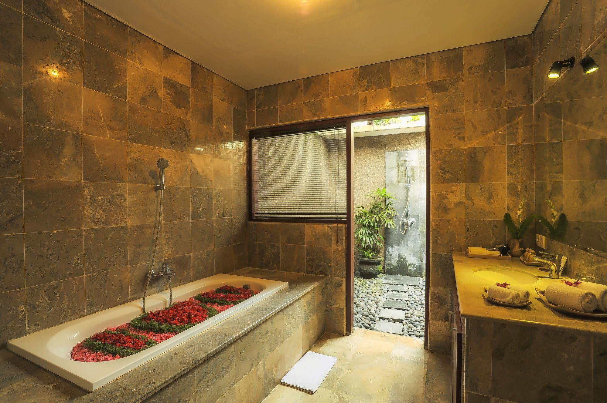 Aksata Villas Canggu Εξωτερικό φωτογραφία