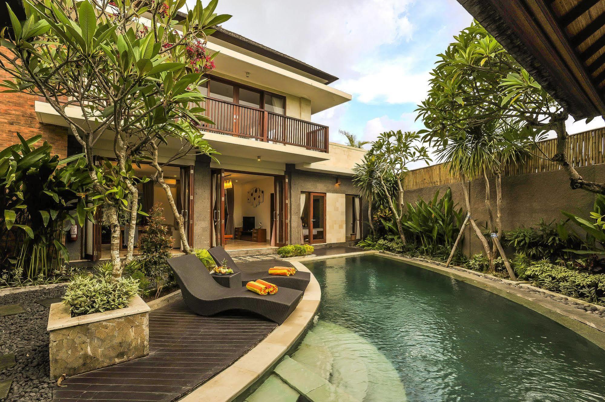Aksata Villas Canggu Εξωτερικό φωτογραφία